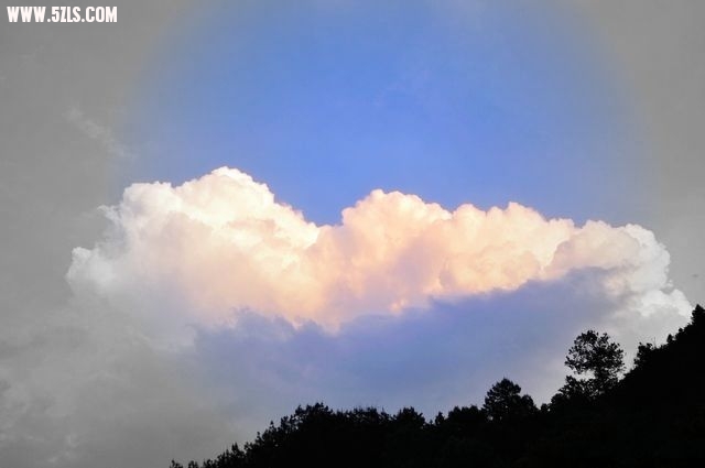 Ƭ 083.jpg
