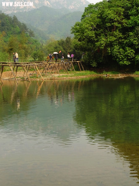 Ƭ 095.jpg