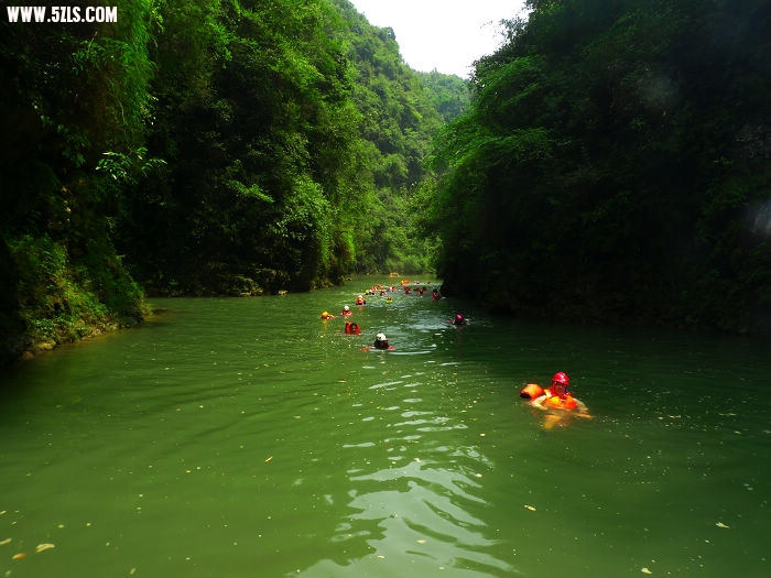 Ƭ 017.jpg