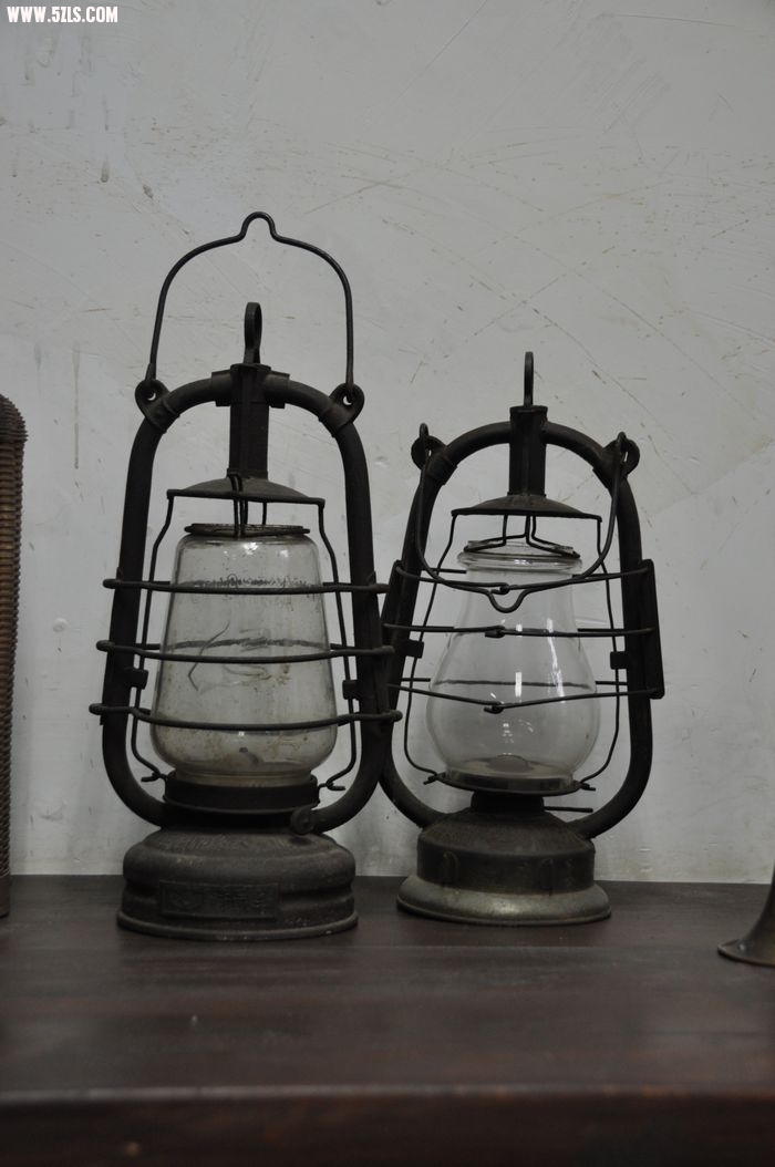 Ƭ 047.jpg