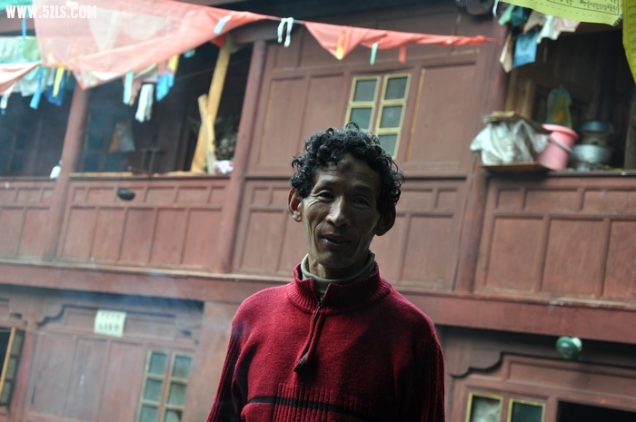 DSC_0146-1.jpg