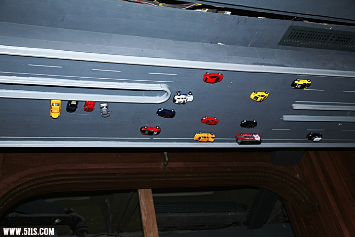 Ƭ 048.jpg