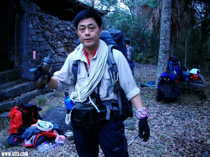 ALIM5325.jpg