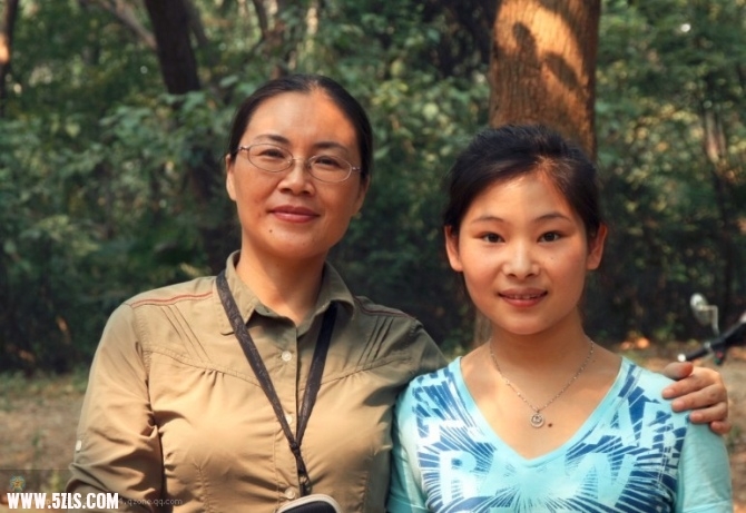 美女大姐在唱原上歌唱和美女小M天堂路十八号