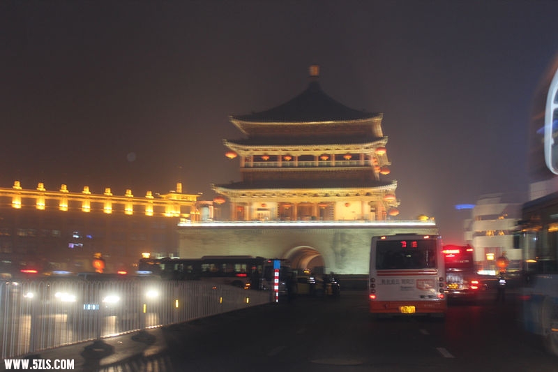 xi0.jpg