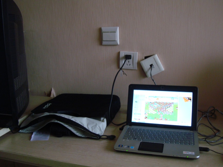 11061203411cb6f47796565edf.jpg