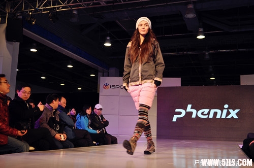 142623hk8x7xz7lr8exxr7.jpg