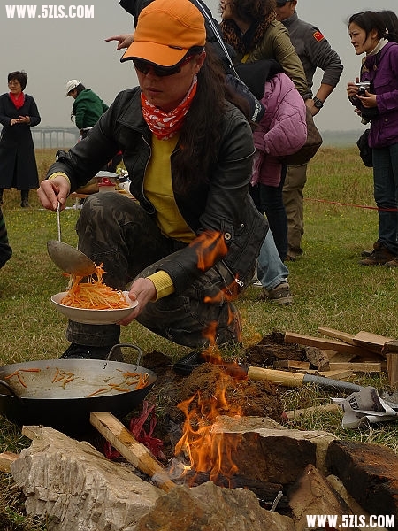 10031413517e438b702db2004e[1].jpg