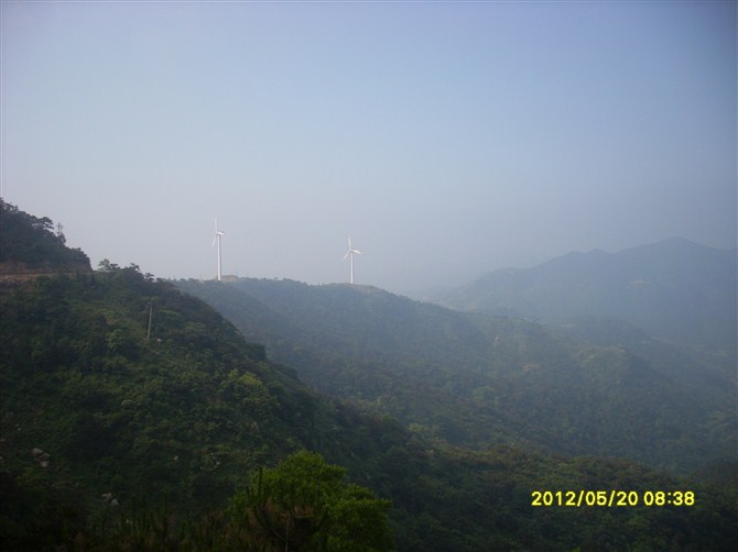 psbCA1EI9F2.jpg