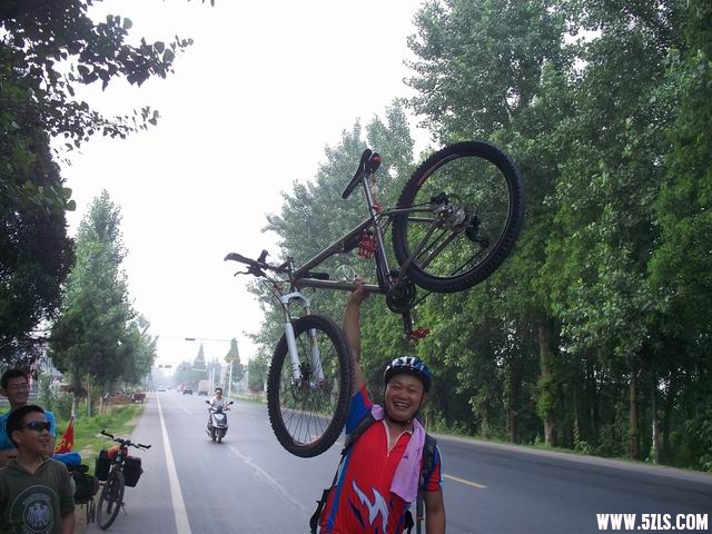 52_377369_64accdb7cf95390.jpg