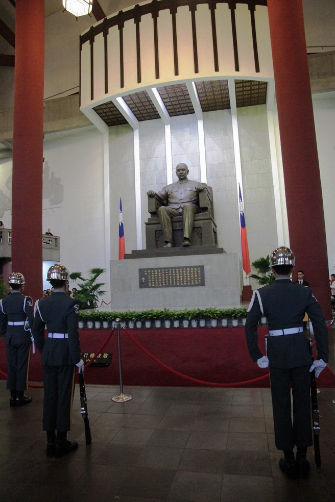 r81.jpg