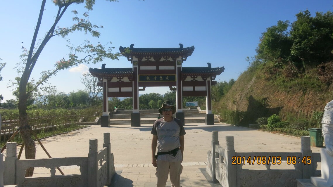 005.jpg