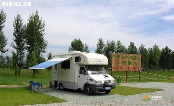 52819fff80a83_large.jpg