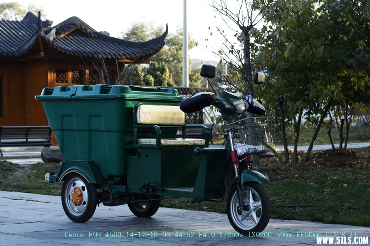 Canon EOS 450D13.jpg