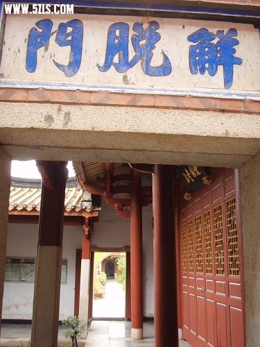 P2150388-1.jpg