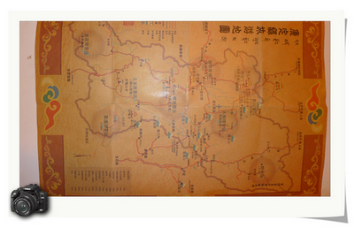 龚师傅家贴的康定周边路图，很�